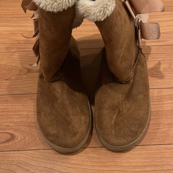 Rampage girls suede boots with fur and ribbons - Picture 2 of 7